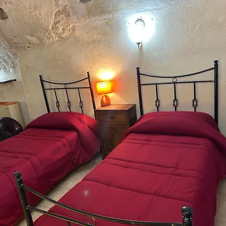 La Grotta Di Marile * מטרה